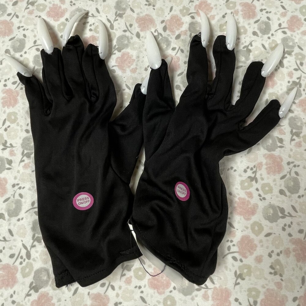 Black Light-Up Gloves with Long Nails - Halloween Costume